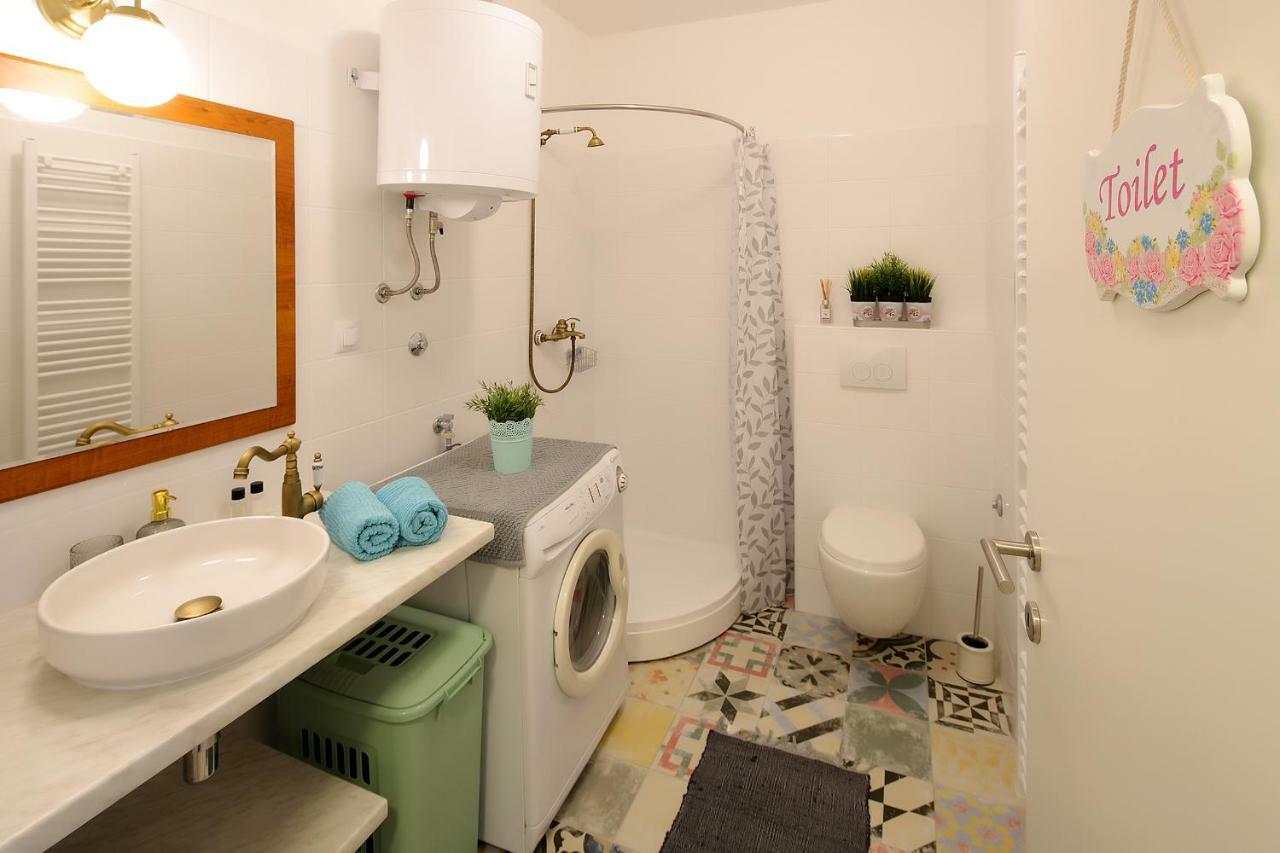Studio Apartment Ada 2 Rijeka Zewnętrze zdjęcie